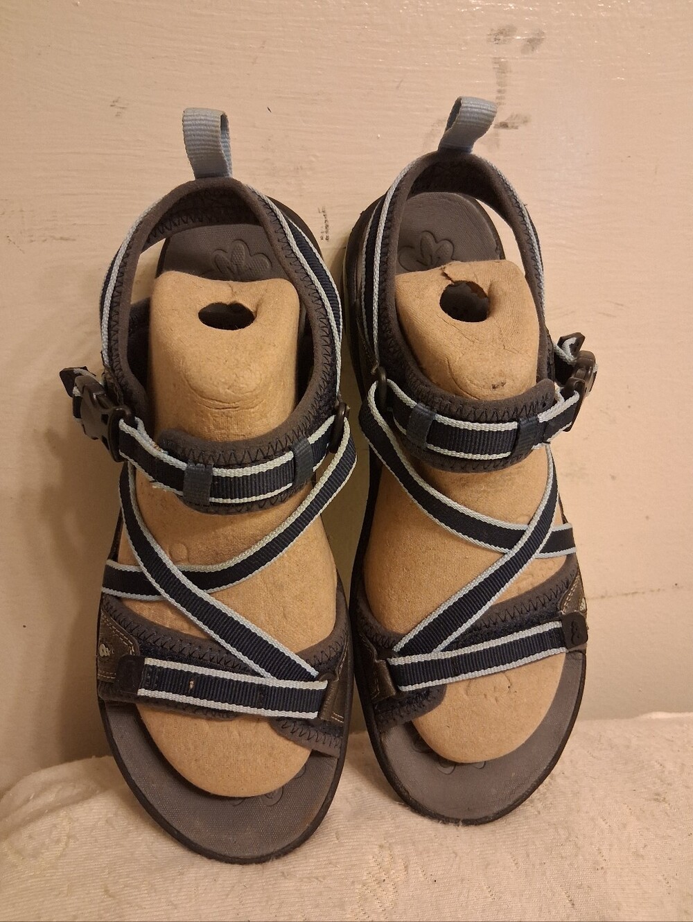 Wonen's AHNU Outdoor Strappy Sandals in Tan and Navy - SIZE 8